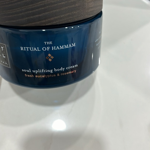 🎁NEW Ritual of Hammam body cream new - Picture 2 of 3